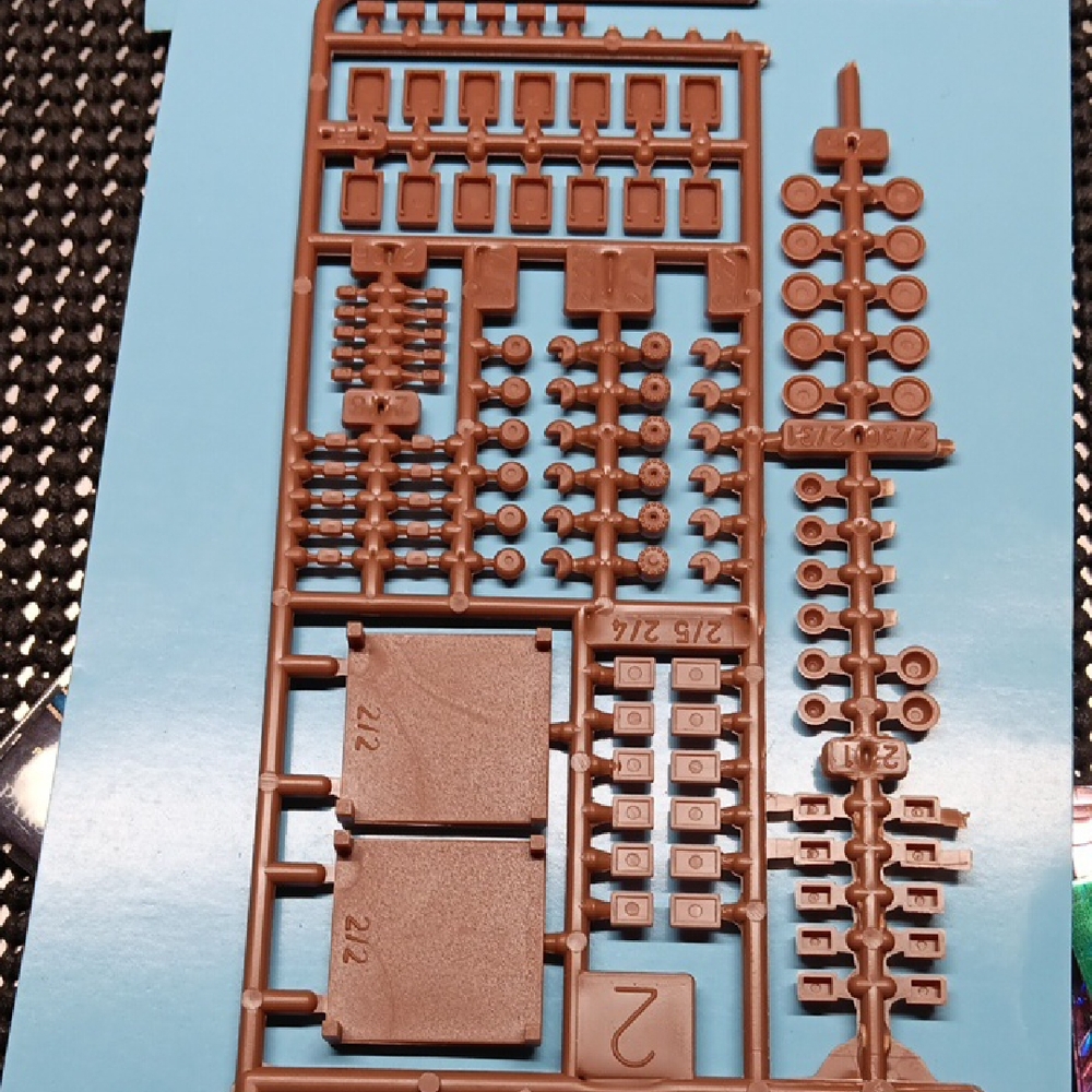 HO Scale Dishes and Foods Details